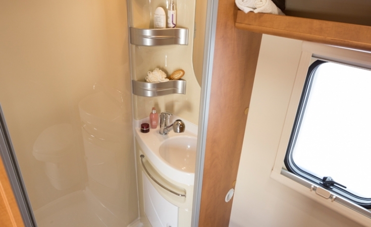 695G Washroom