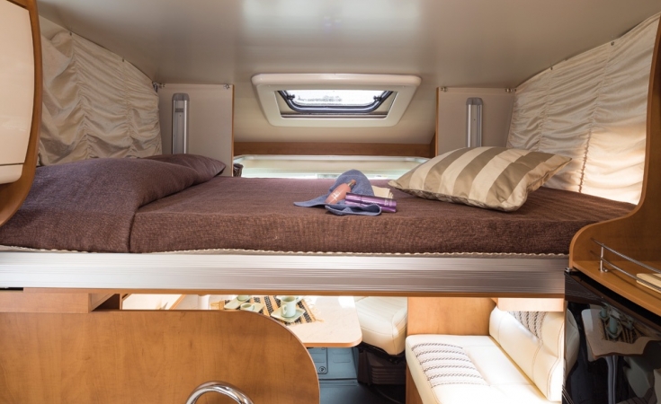 740i Dropdown Bed