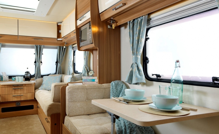 Clubman ES Dinette