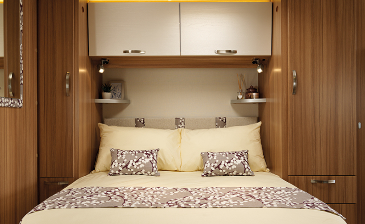 Lexon 660 Transverse Island Bed
