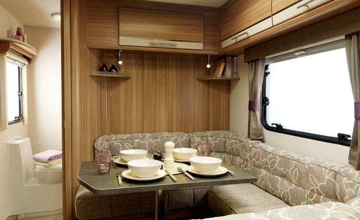 Quasar 564 Dinette